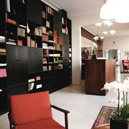 Alexandra - Boutique 3* جوان ليه باه