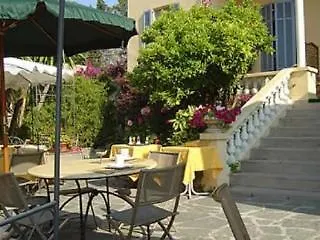 Alexandra - Boutique Hotel 3*