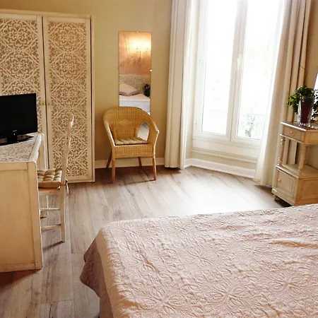 Alexandra - Boutique Juan-les-Pins