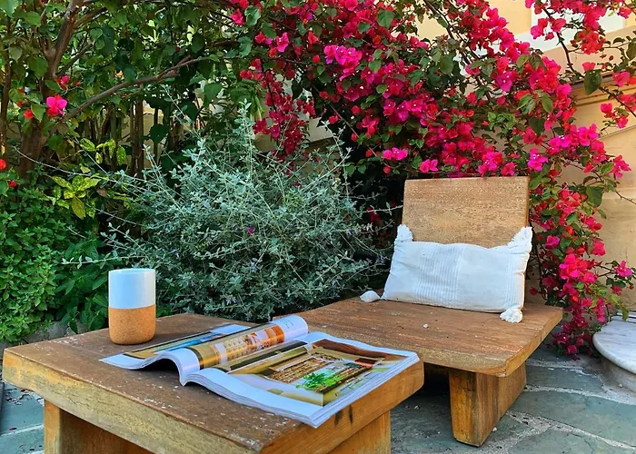 Alexandra - Boutique Hotel 3*