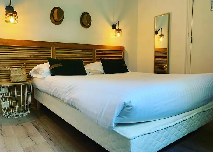 Alexandra - Boutique Hotel 3*