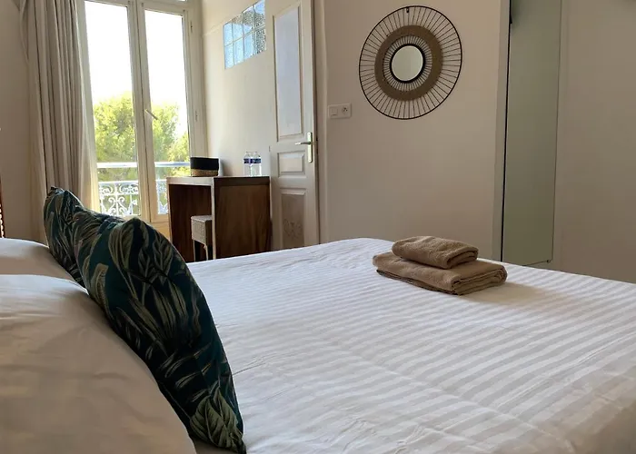 Alexandra - Boutique ジュアン・レ・パン