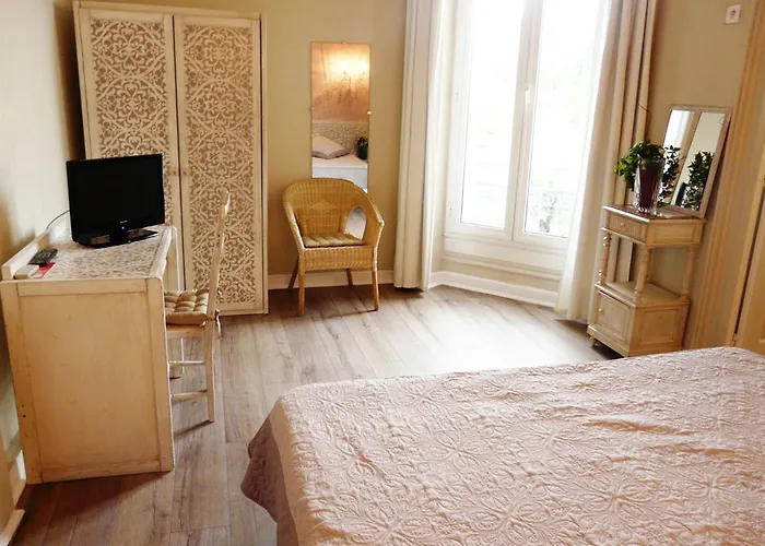 Alexandra - Boutique Juan-les-Pins