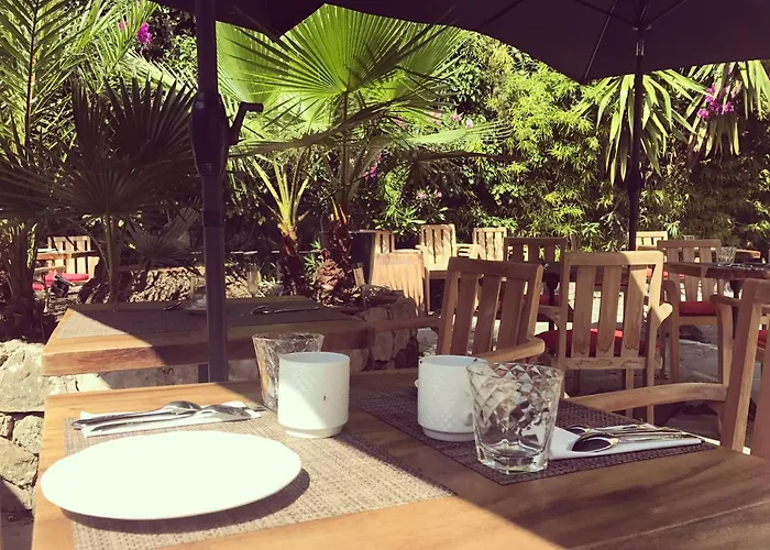 Alexandra - Boutique Hotel 3*