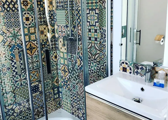 Alexandra - Boutique 3*